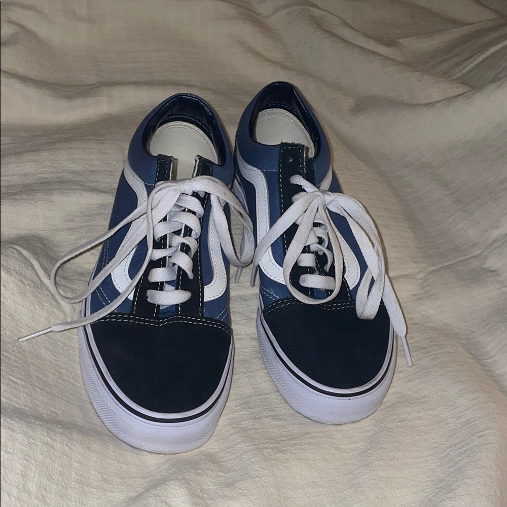 MONDAY SALE❤️Vans Navy and White Lace-Up Sneakers